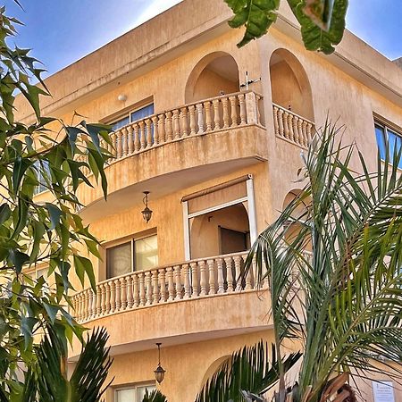 Teo Apartment بافوس المظهر الخارجي الصورة