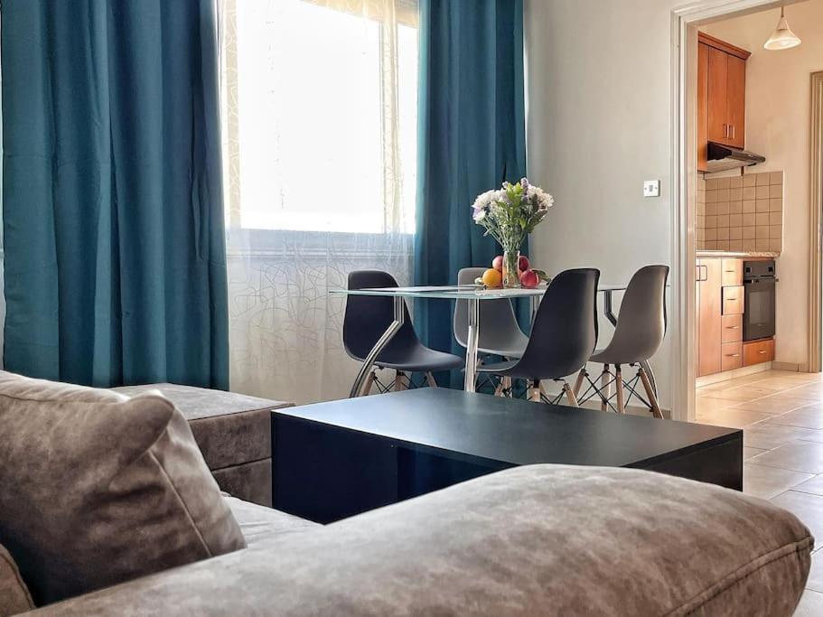 Teo Apartment بافوس المظهر الخارجي الصورة